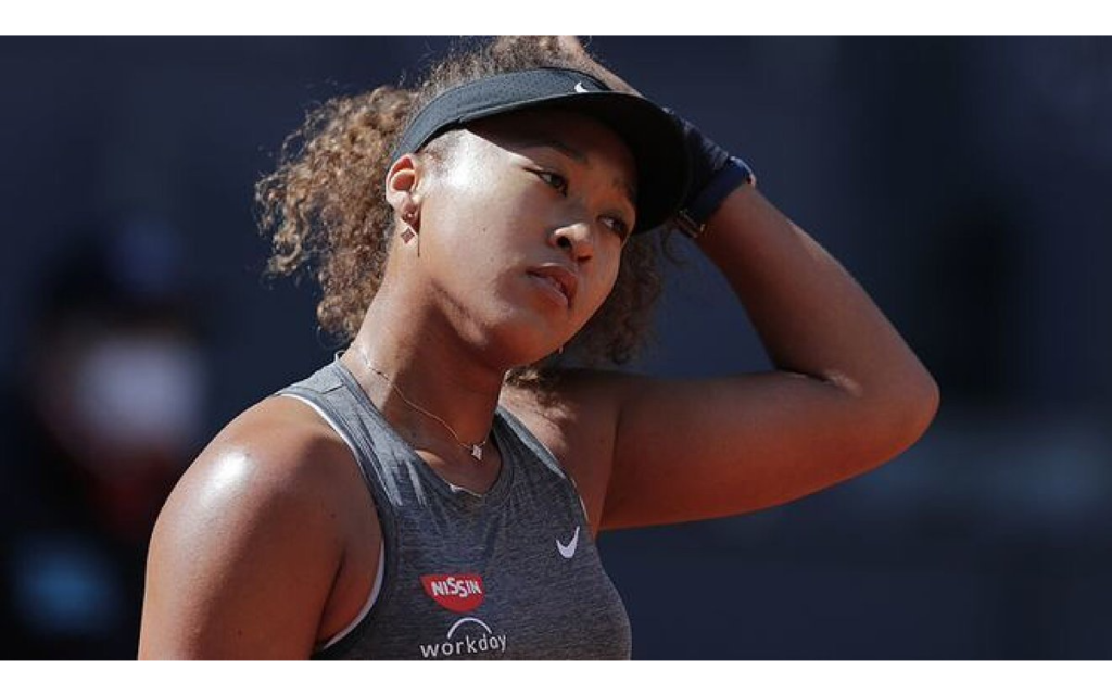 Suma Naomi Osaka otro "contratiempo" en el Abierto de Tokio | Video