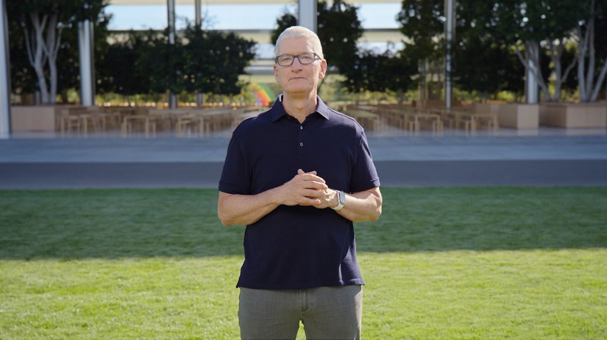 Tim Cook preferiría que compraras un iPhone antes que usar RCS