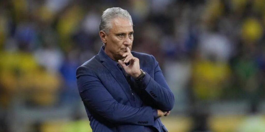 Tite le pide a Vinicius Junior que "drible, baile" y mantenga su "esencia"