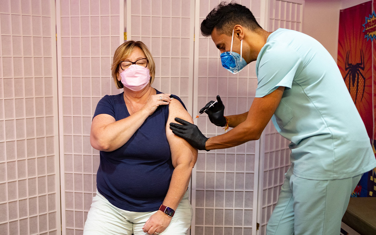 UE 'da luz verde' a vacuna de BioNTech/Pfizer