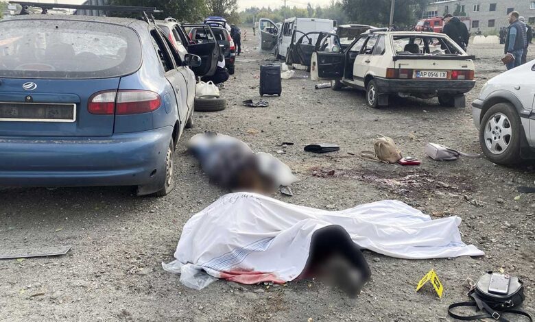 Ucrania denuncia 23 civiles muertos en un ataque ruso contra un 'convoy humanitario' en Zaporiyia