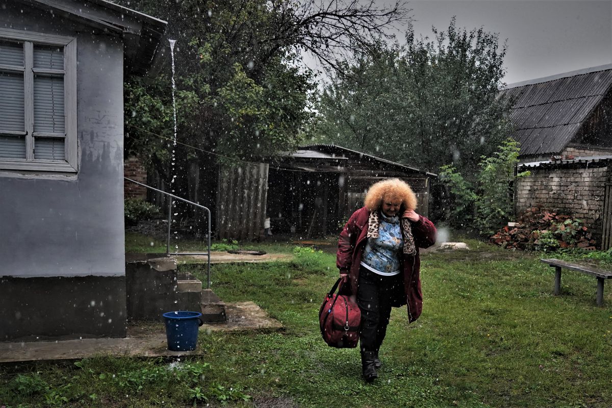 Ucrania peina las zonas liberadas a la caza de prorrusos