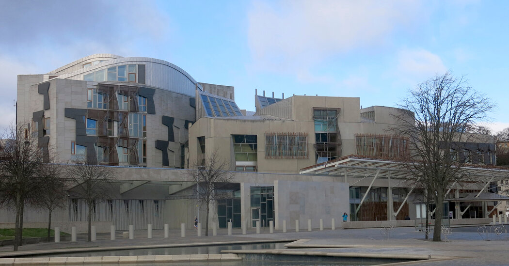 Un ‘oficial de dignidad del período’ parecía una buena idea.  Hasta que se nombró a un hombre.