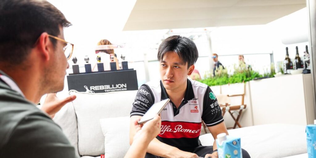 Zhou: "Siempre quise ser como Alonso"