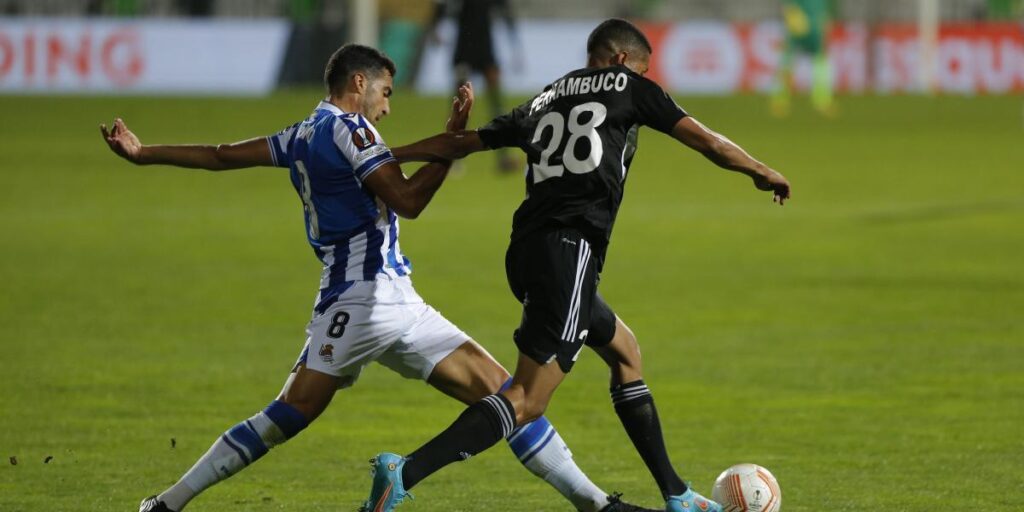 0-2: Silva y Aritz sellan el pasaporte virtual para la Real