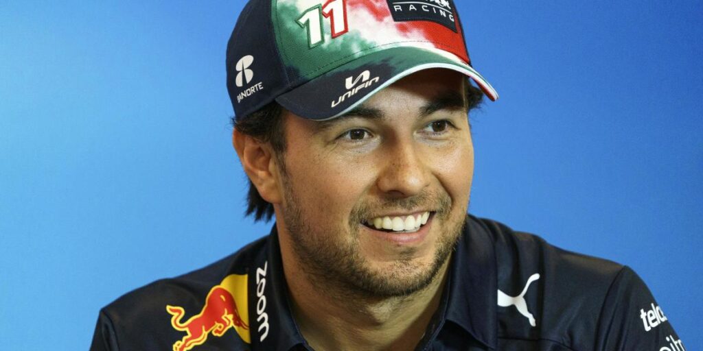 'Checo' dice que faltan oportunidades para pilotos latinos