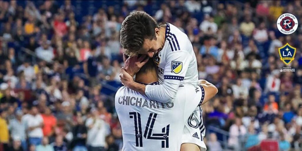 'Chicharito': "Vela es uno de los mejores jugadores en la historia de México"