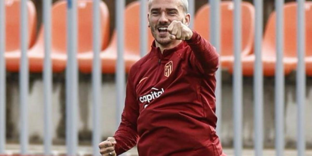 'Fichas' por el Atlético, estás feliz y te cae una felicitación así: Griezmann se tomó revancha