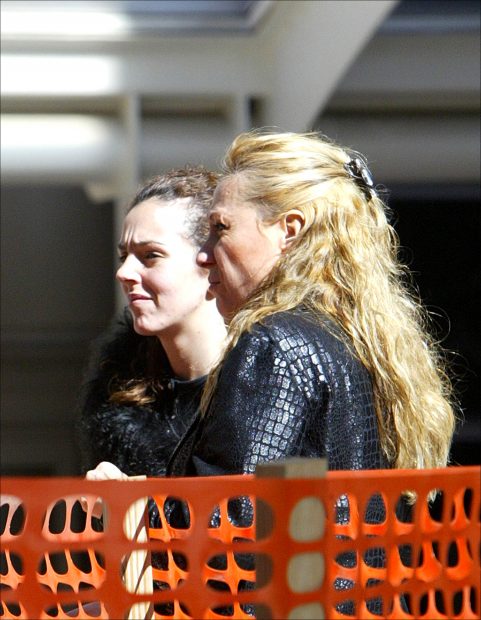 Rosa Benito con Rocío Carrasco / Gtres