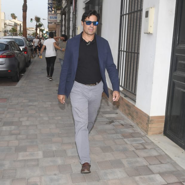 Fran Rivera en el tanatorio de Jesús Quintero / Gtres