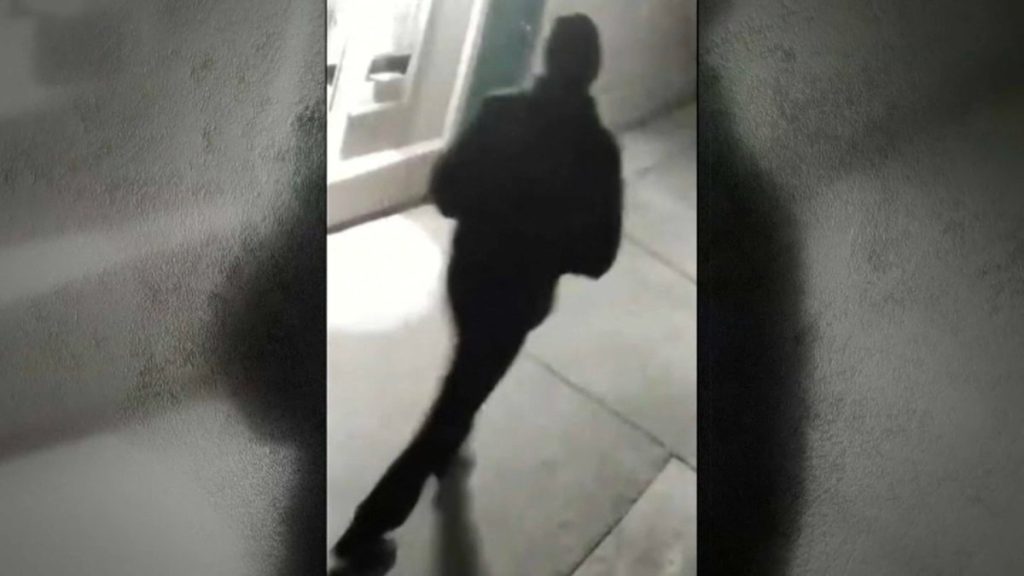 Homicidio de hispano en Oakland podría estar vinculado con posible asesino en serie de Stockton