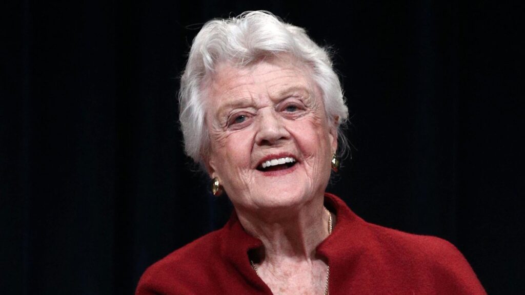 Muere la actriz Angela Lansbury, protagonista de la serie “Murder, She Wrote”