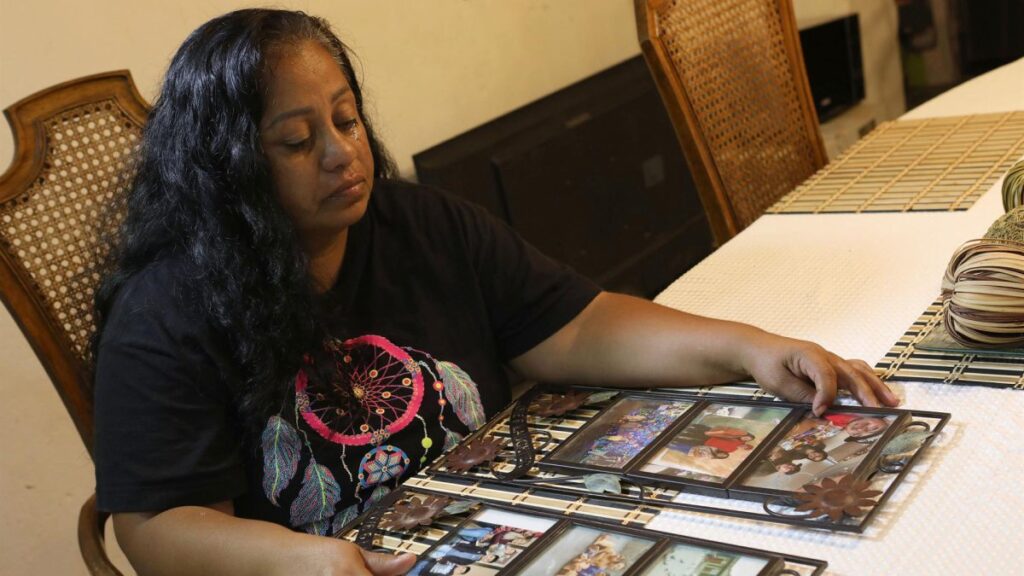 Desgarrador: madre que no ve a sus hijos desde hace años podrá abrazarlos por tres minutos