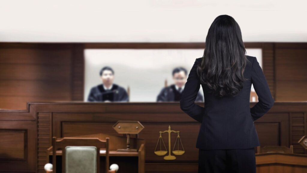 La destituyen del jurado por presuntamente coquetear con acusado en Michigan