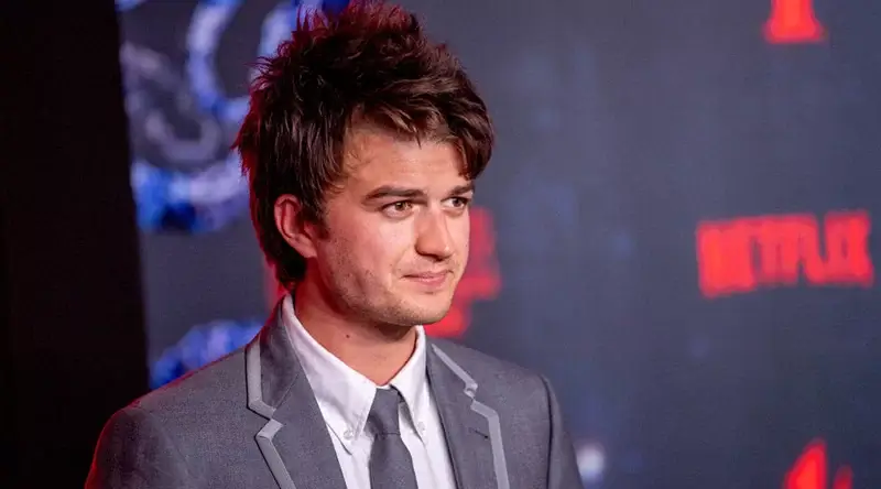 Joe Keery cosas más extrañas Joe Keery cosas más extrañas