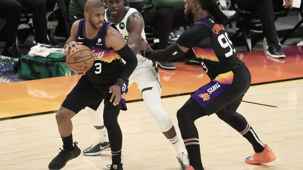 Clippers enfrentan derrota en su primer partido en casa