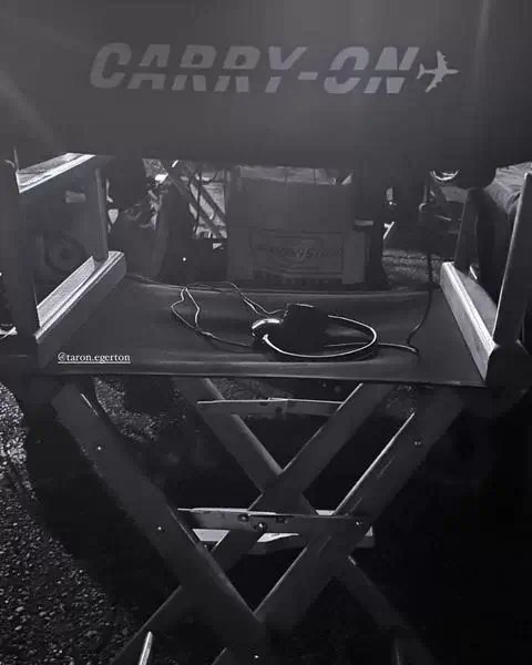 continuar detrás de escena continuar detrás de escena