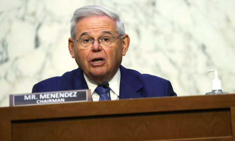 Bob Menéndez señala bajo investigación federal