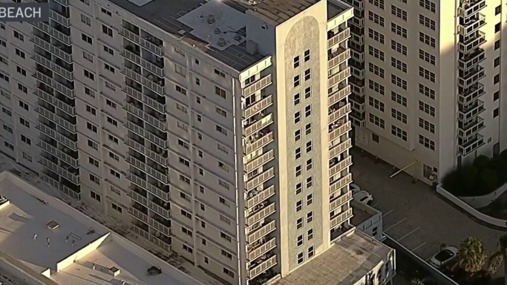 Ordenan evacuación inmediata de edificio de Miami Beach