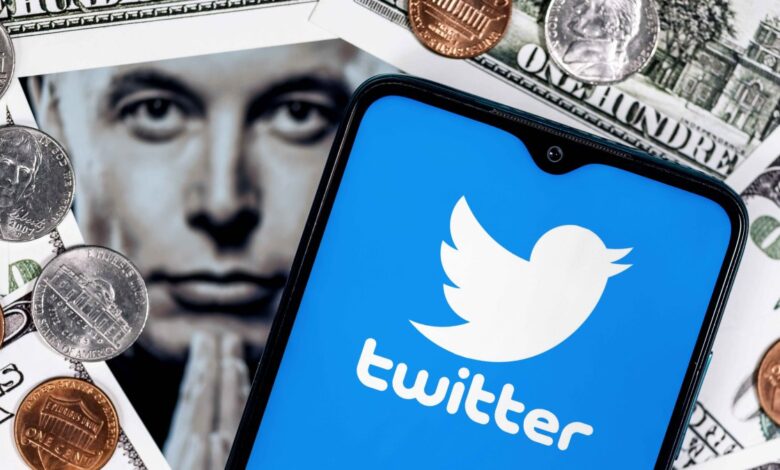 Elon Musk compra oficialmente la red social Twitter; despide a empleados