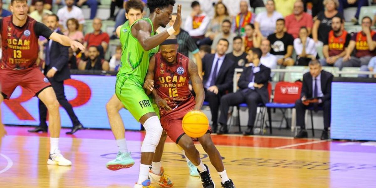 75-72: McFadden liquida a un combativo Tofas Bursa