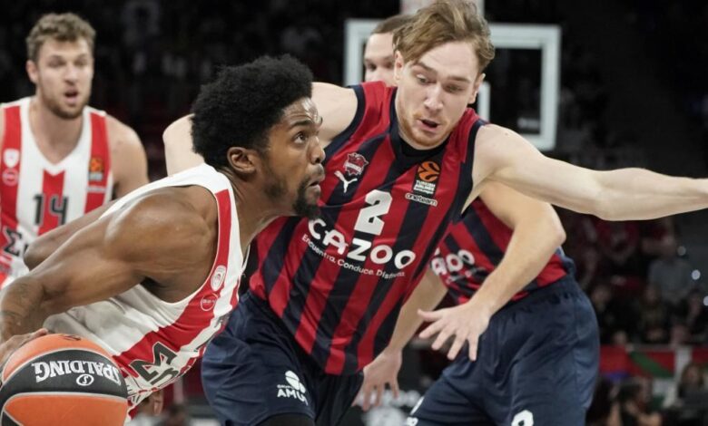 92-97: Sloukas y Vezenkov despiertan del sueño al Baskonia