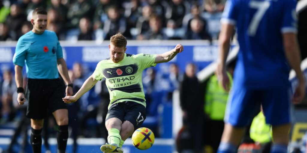 A falta de Haaland... ¡De Bruye frotó la lámpara y sacó esta genialidad!