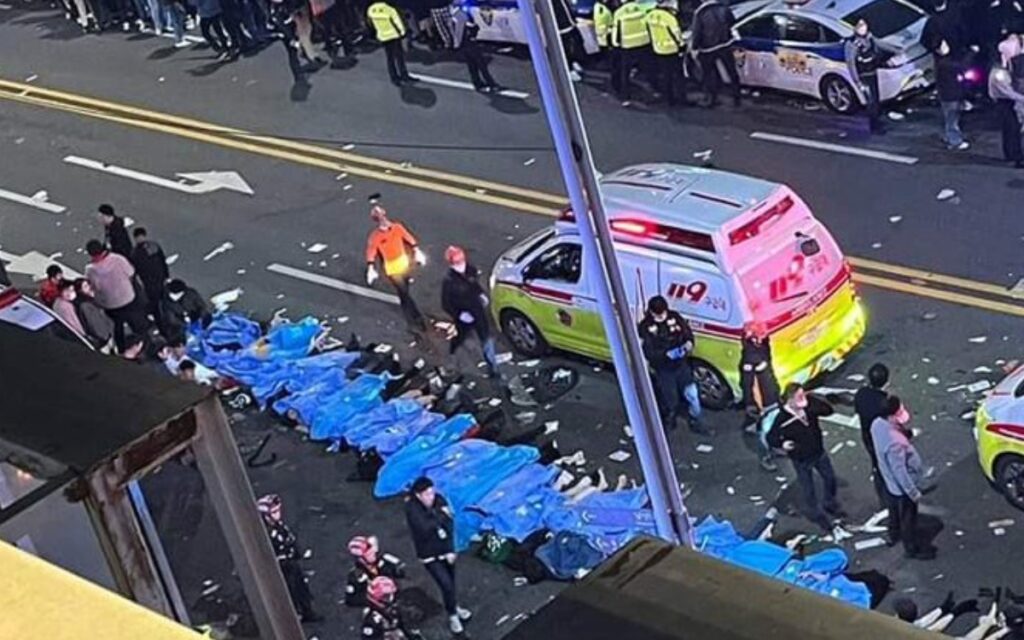 AMLO expresa sus condolencias por la estampida que dejó al menos 151 muertos en Seúl