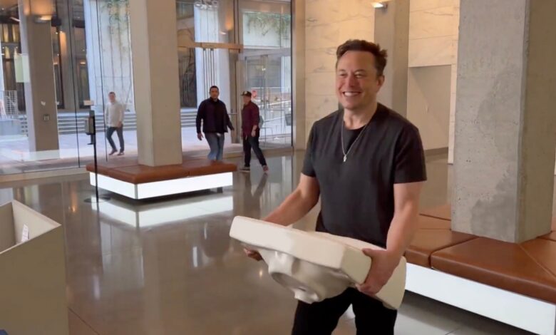 Ahora Elon Musk dice que no despedirá al 75% del personal de Twitter