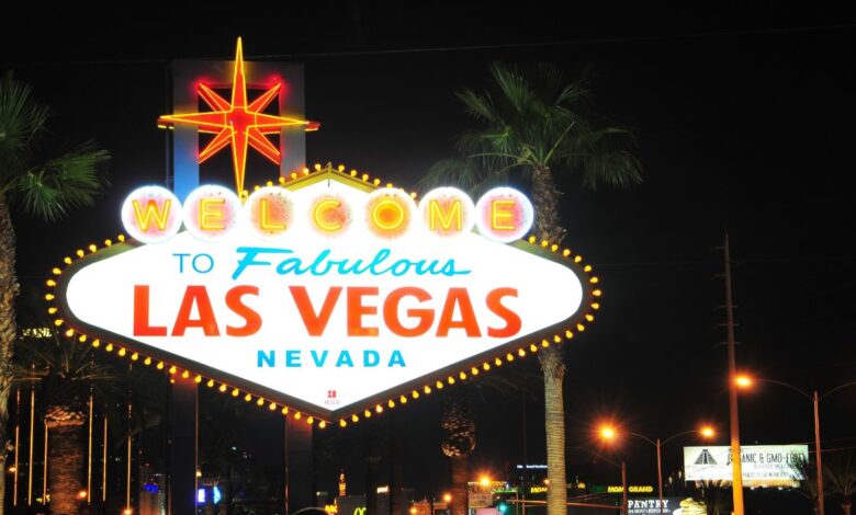 Al menos 6 apuñalados, uno fatalmente, fuera de casino de Las Vegas
