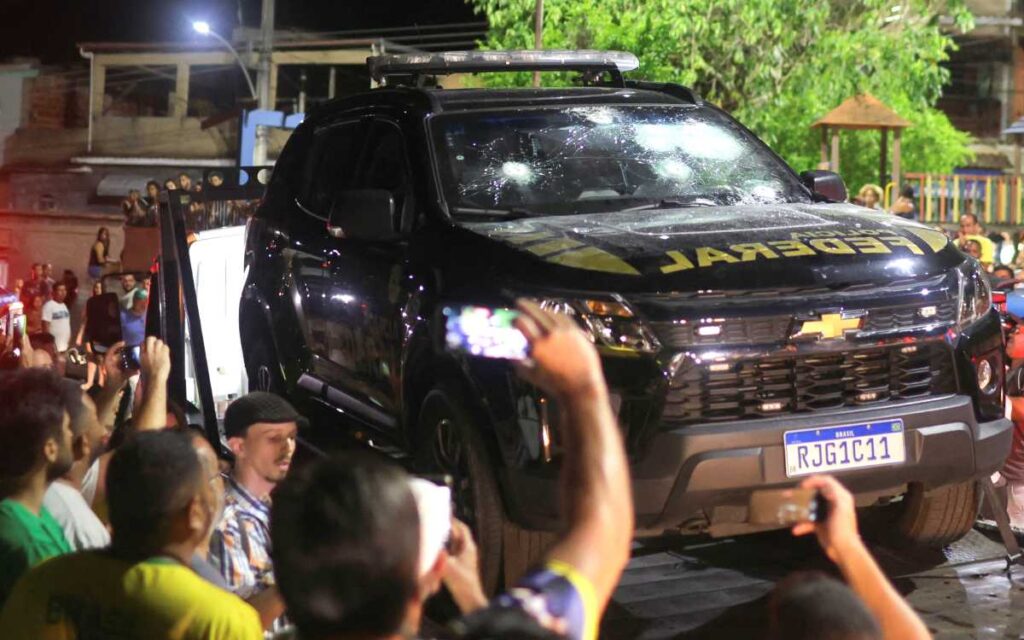 Aliado de Bolsonaro se resistió a ser arrestado: disparó y arrojó granada a policías