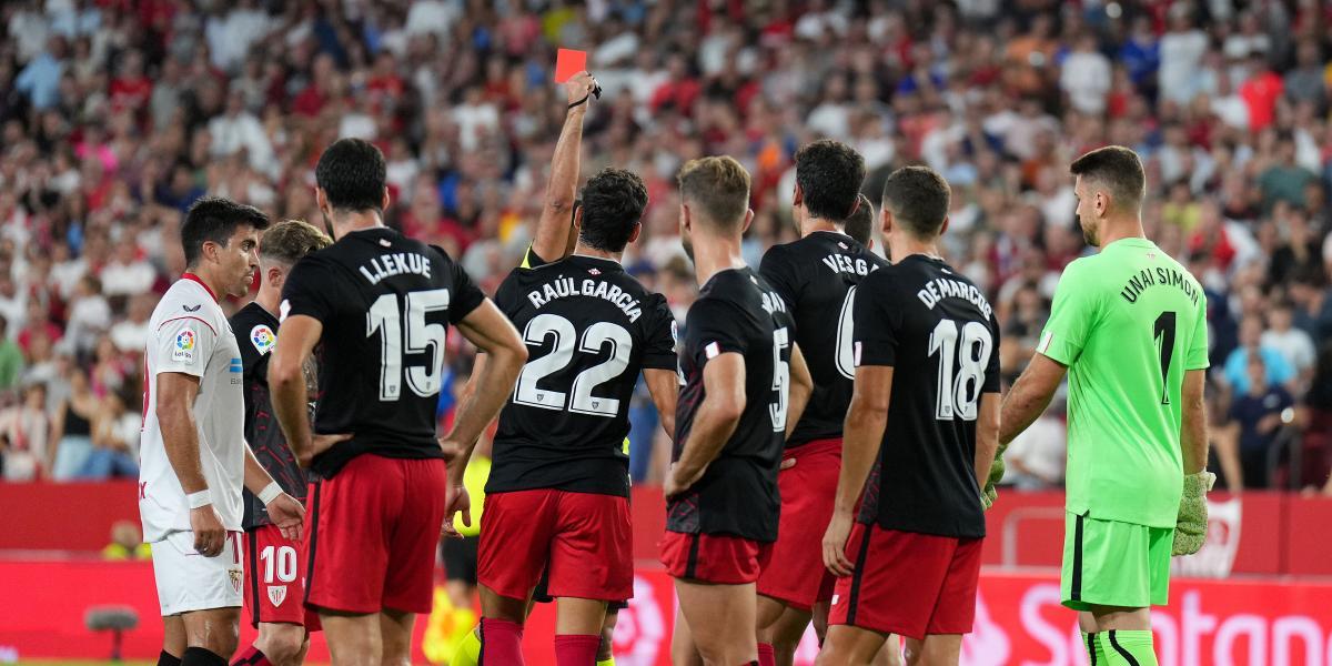 Ander Herrera deja claro a Gil Manzano que su roja “es justa”