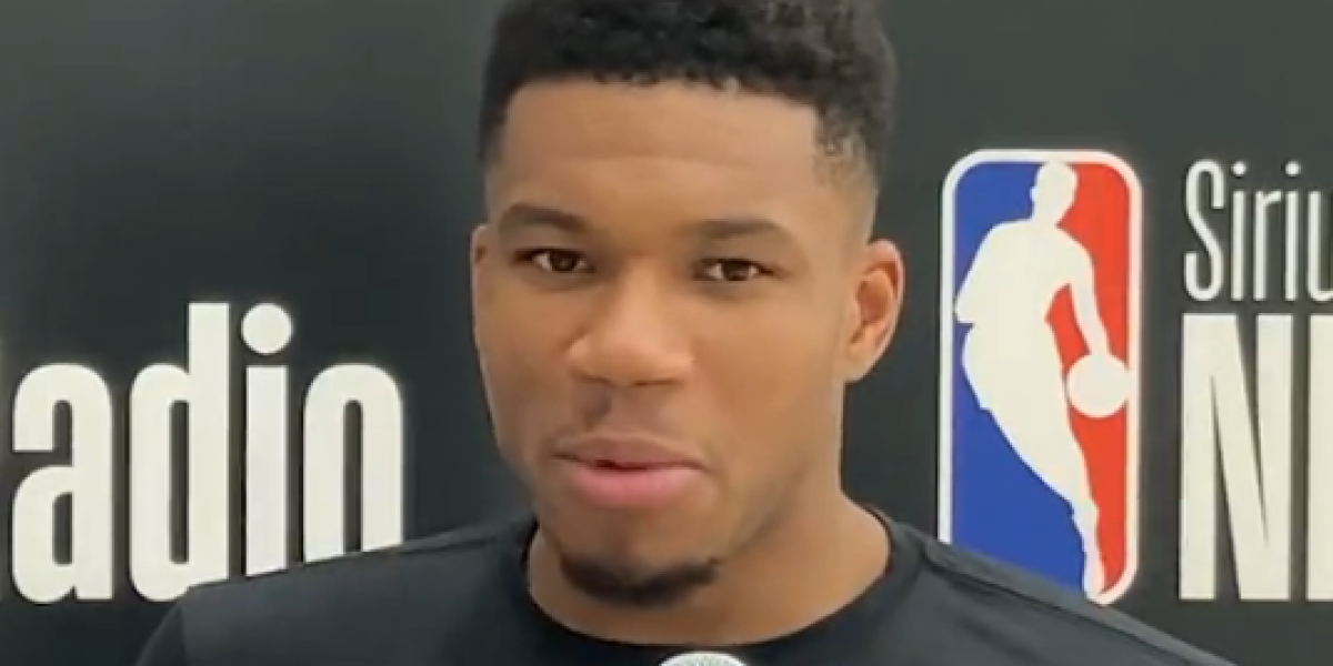 Antetokounmpo y sus planes cuando se retire: "Quiero desaparecer, como Duncan"