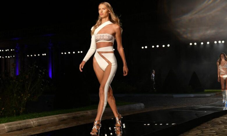 Así fue el espectacular desfile de Etam en París