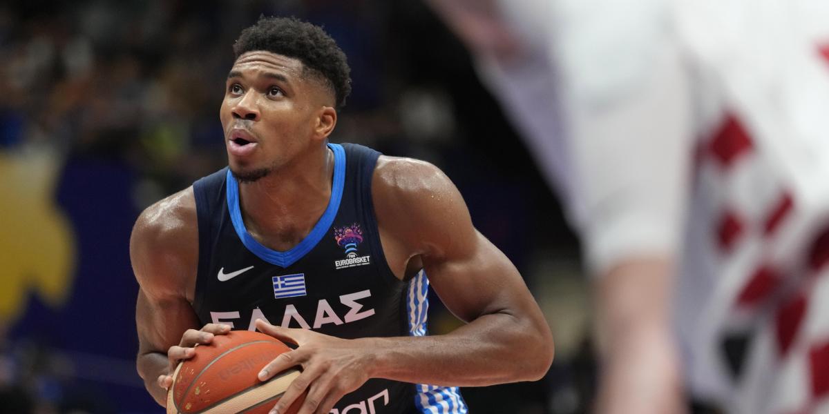 Ataman: "Antetokounmpo me dijo que sería un sueño jugar a mis órdenes"