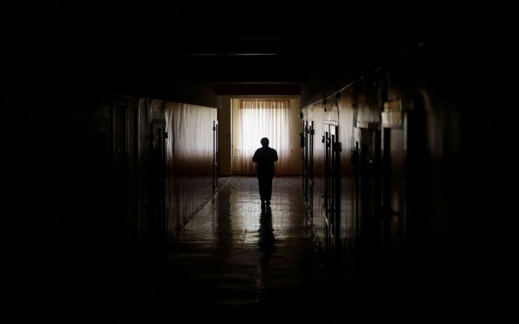 'Ataque masivo' de Rusia deja sin luz a más de un millón de personas en Ucrania