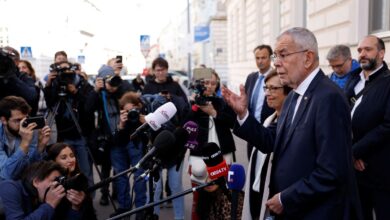 Austria reelige al progresista Van der Bellen como presidente, según los primeros sondeos