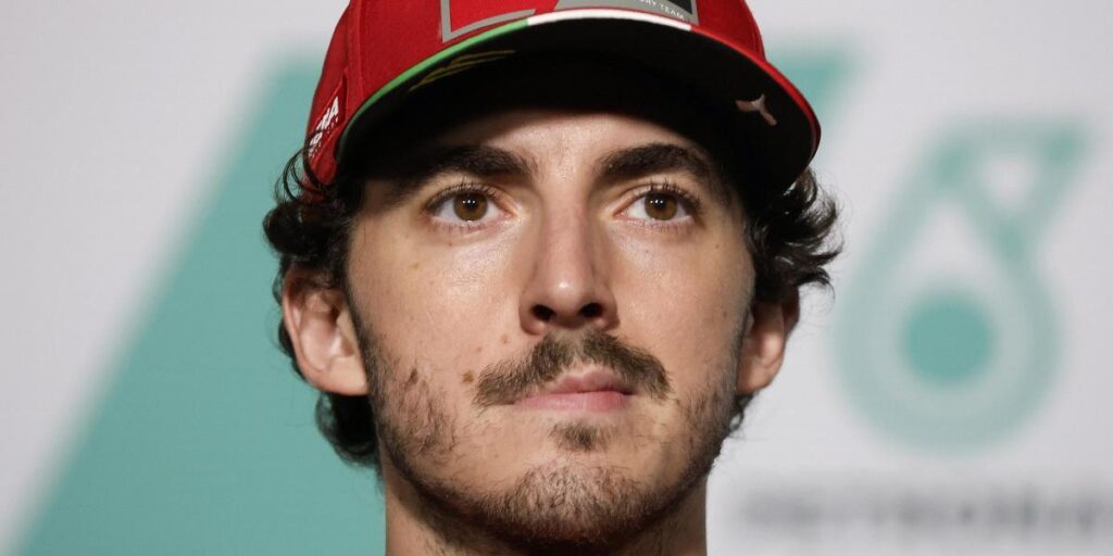 Bagnaia trata de mantener la calma ante su momento más importante