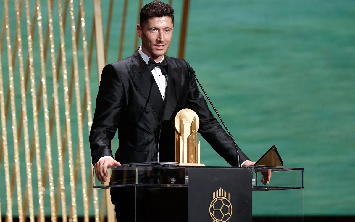 Balón de Oro 2022: Recibe Robert Lewandowski el Premio Gerd Müller | Video