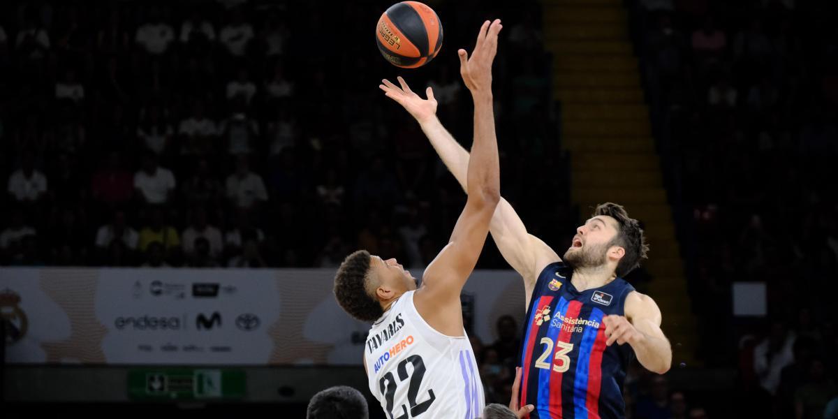 Barça y Real Madrid miden fuerzas en un duelo de colosos