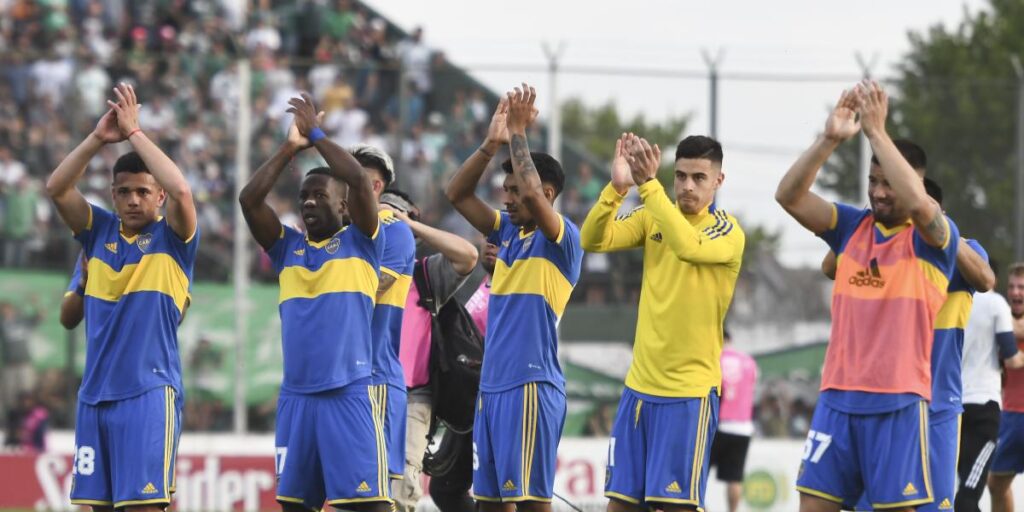 Boca se acerca a la gloria y River se copa