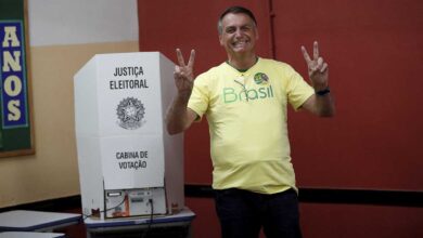 Bolsonaro vota en la segunda vuelta de las presidenciales brasileñas