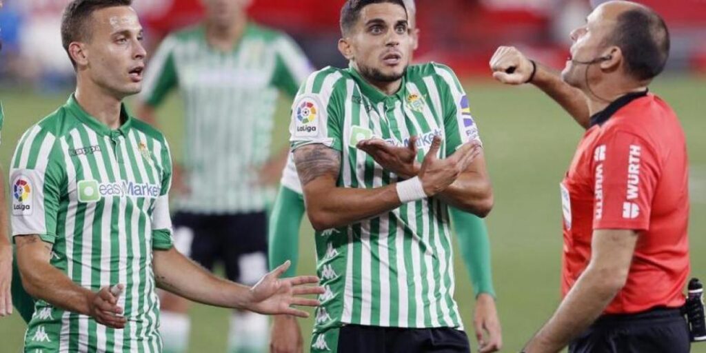 Canales, tras su expulsión: "No tengo nada que reprocharme"