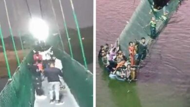 Captan momento exacto del colapso de puente colgante en India | Video