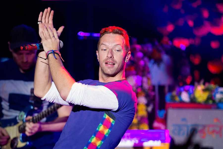 Chris Martin tiene problemas de salud y han cancelado conciertos