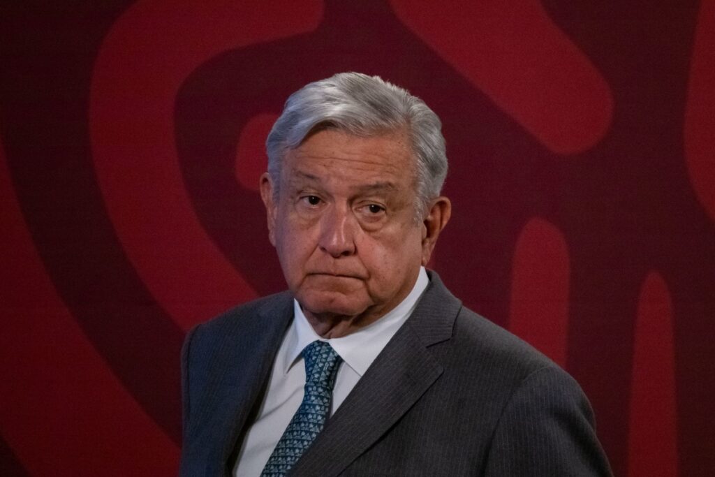 Confirma AMLO hackeo al Ejército mexicano; acusa a grupo extranjero