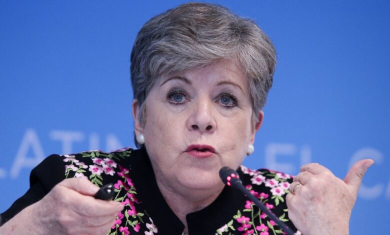 Congresista de EU acusa a Alicia Bárcena de comunista; pide que no lidere el BID