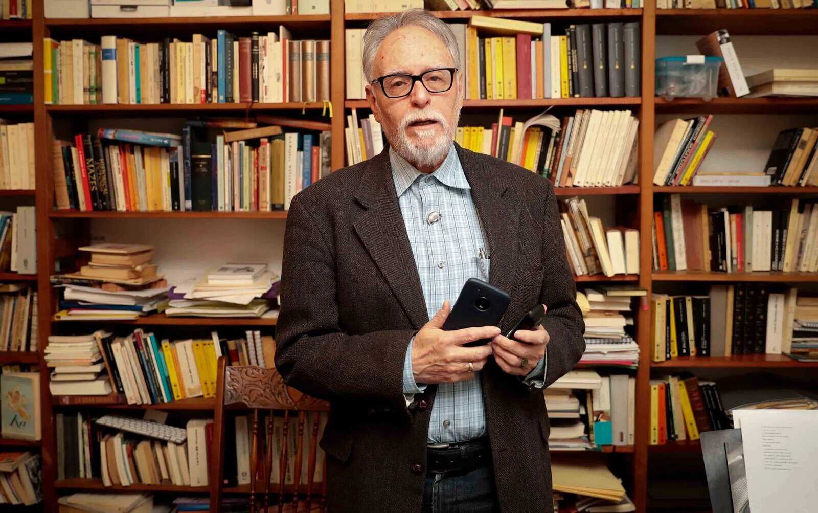 Murió David Huerta, poeta Mexicano