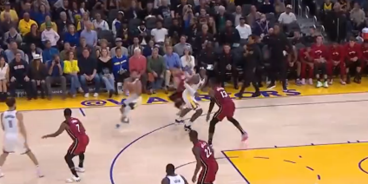 De locos: esto sólo lo puede hacer Curry