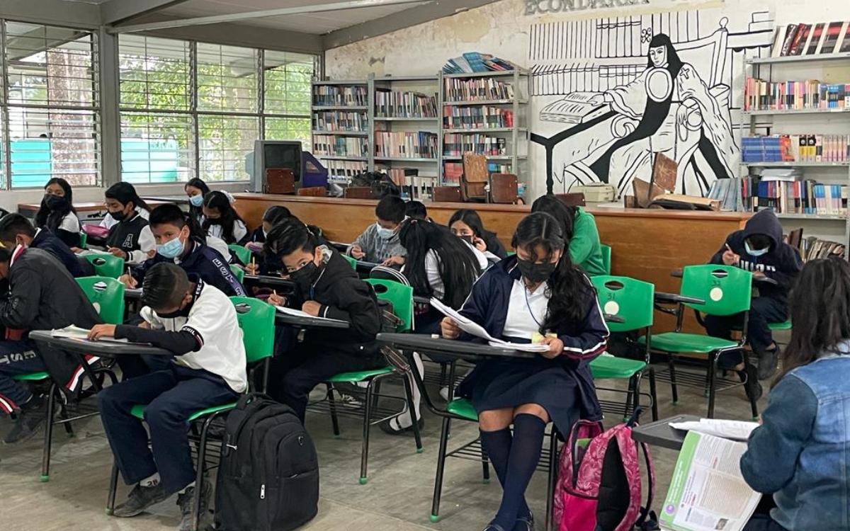 Drogadicción, depresión y suicidios en jóvenes de Chiapas, lo que develó las intoxicaciones masivas en escuelas Secundarias